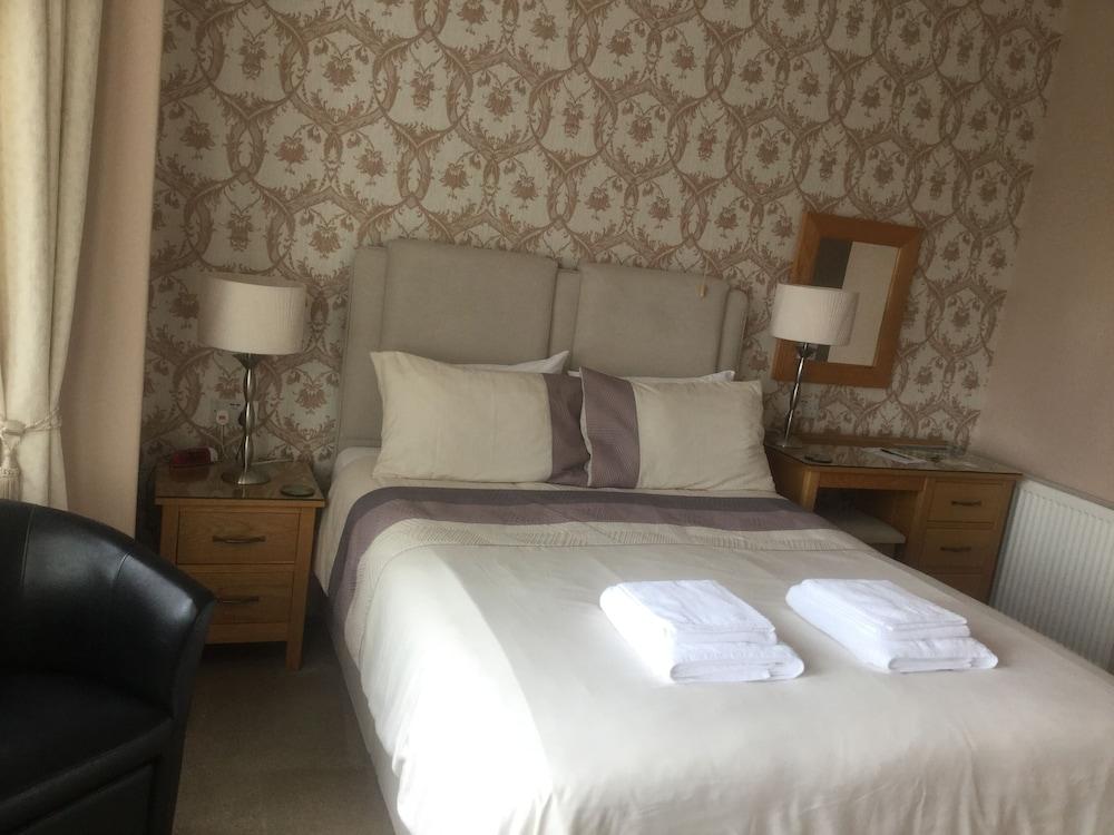 וויטבי Glenora Guest House מראה חיצוני תמונה