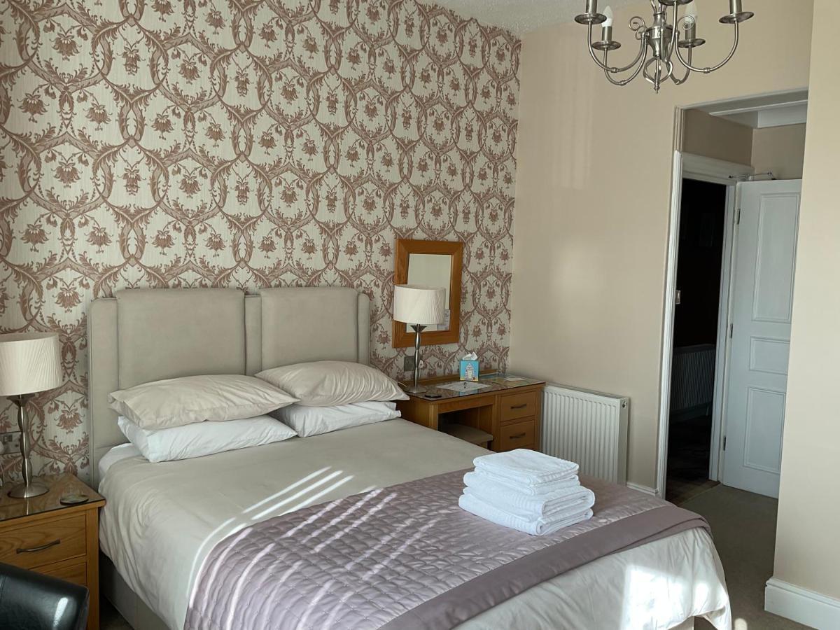 וויטבי Glenora Guest House מראה חיצוני תמונה