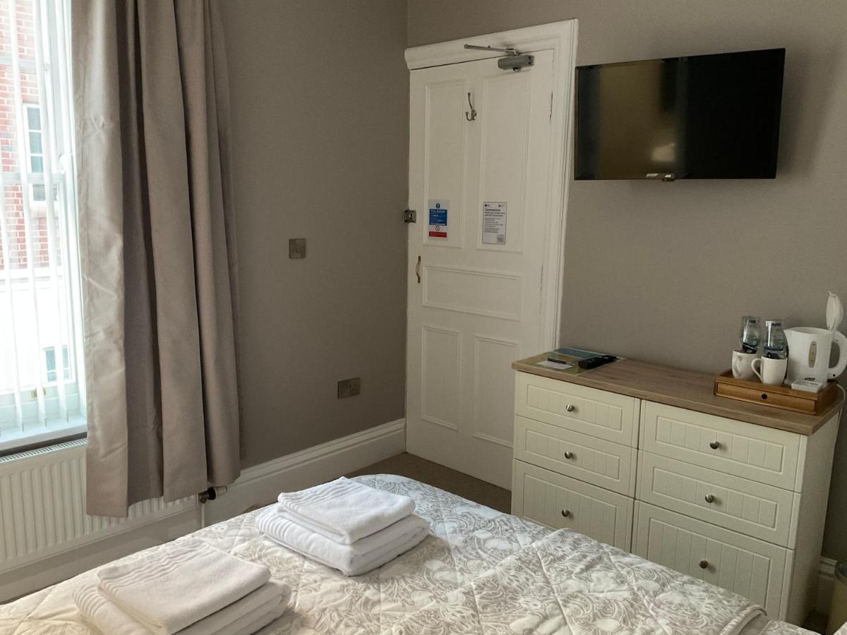 וויטבי Glenora Guest House מראה חיצוני תמונה