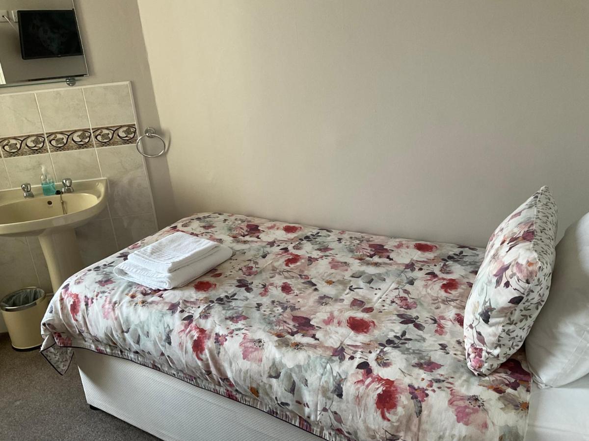 וויטבי Glenora Guest House מראה חיצוני תמונה